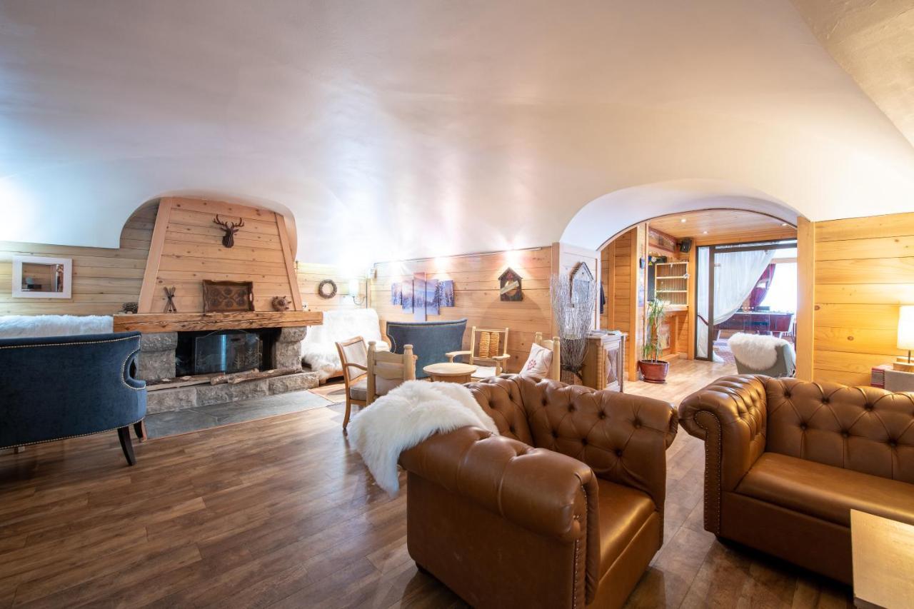 Hotel La Montagne Ла-Клюсаз Экстерьер фото